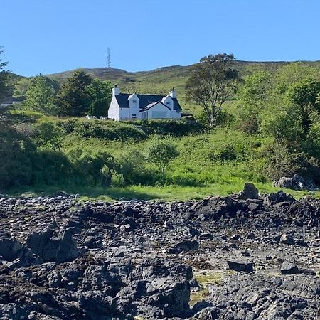 Tighnamara-Skye Bed & Breakfast Saasaig Bagian luar foto